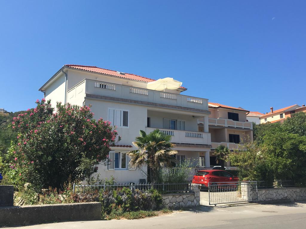 Superior Rooms Sea Side View Rab Town Buitenkant foto